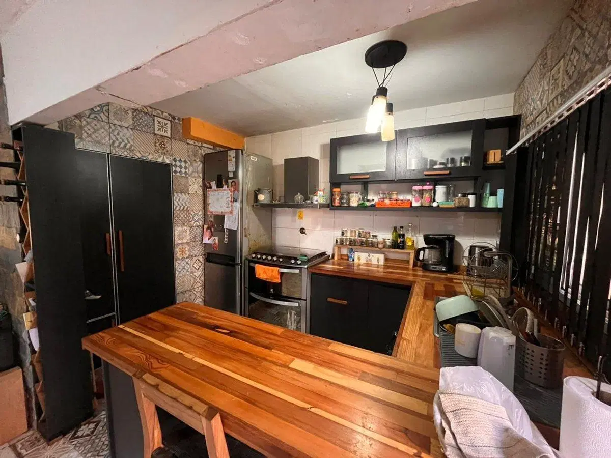 VENTA DUPLEX 4AMB. B. Cartero PERMUTA 2