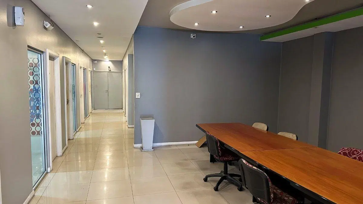 Venta oficina consultorio av Pedro Diaz Hurlingham 8