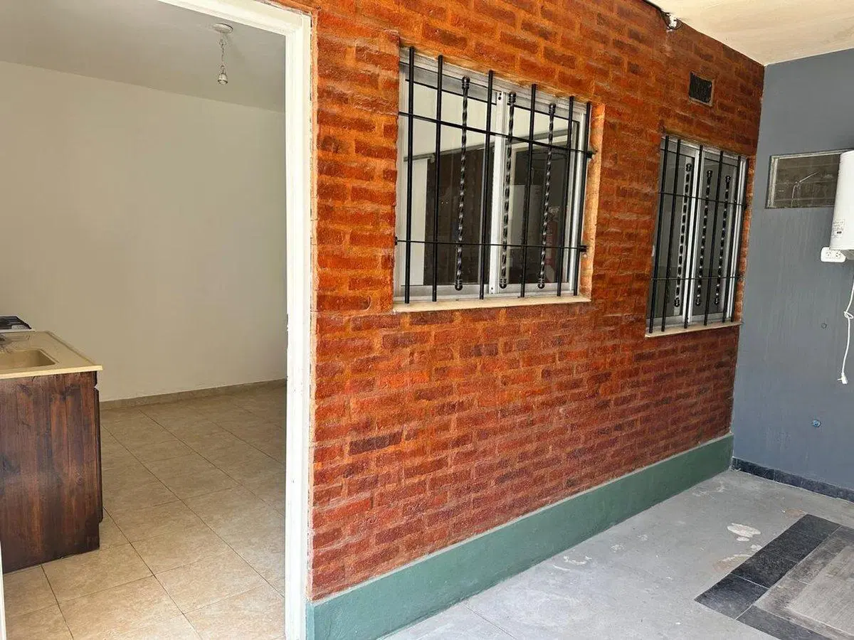ALQUILER DEPARTAMENTO 2 AMBIENTES EN HURLINGHAM 3