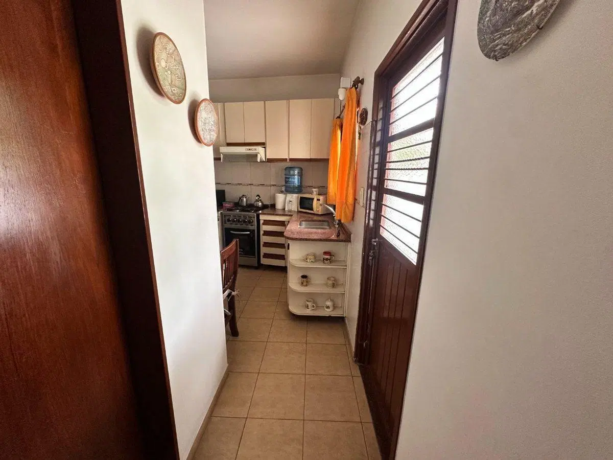 CASA EN VENTA 3 AMBIENTES EN HURLINGHAM 4
