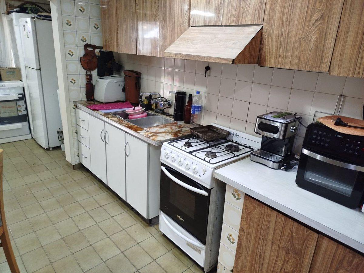 Foto de VENTA DE CASA DE 4 AMBIENTES EN LUIS GUILLÓN, imagen 2