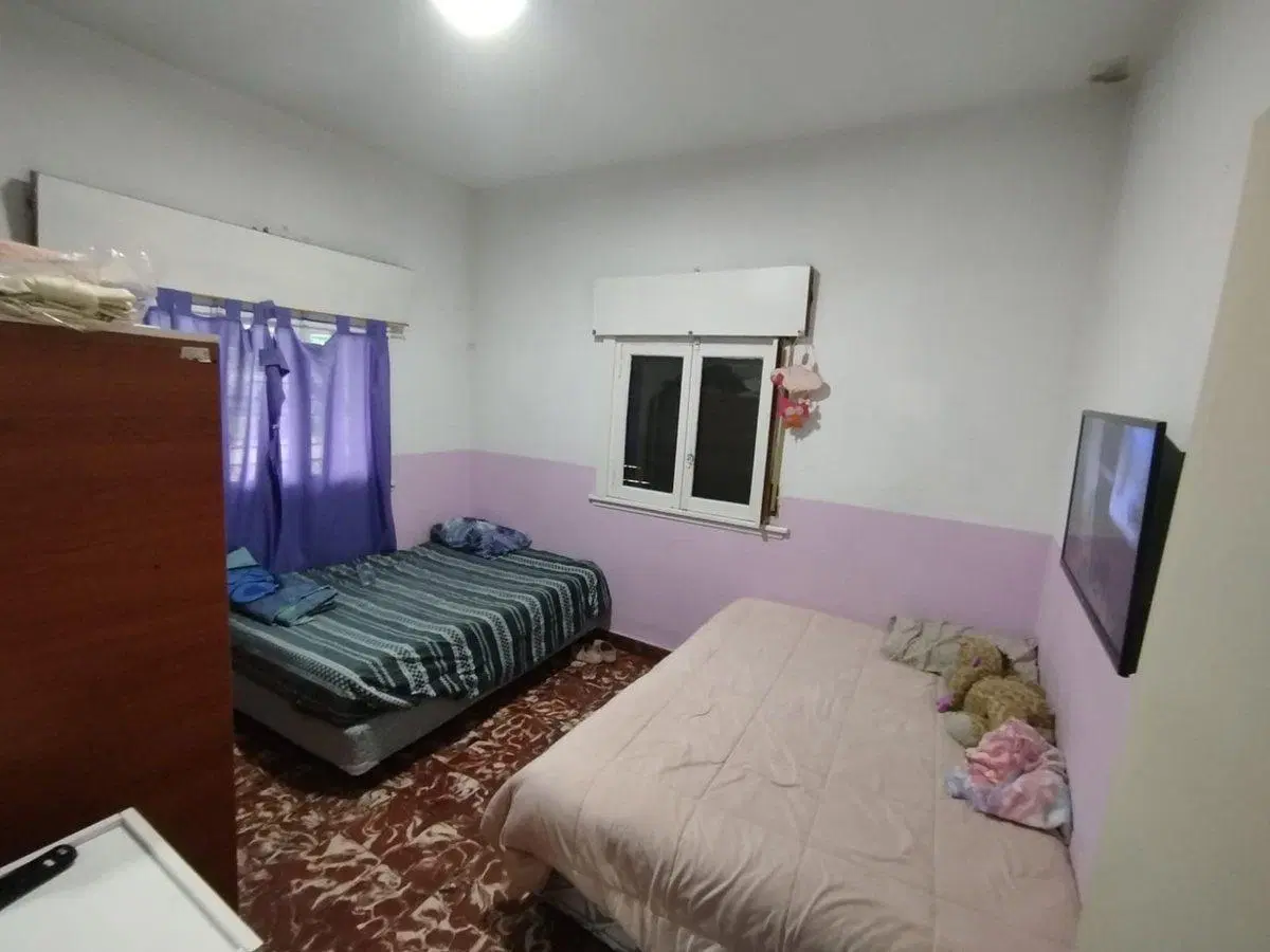 VENTA DE CASA DE 4 AMBIENTES EN LUIS GUILLÓN 5