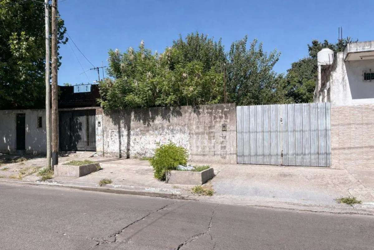 Excelente Lote sobre Bustamante - HURLINGHAM 3