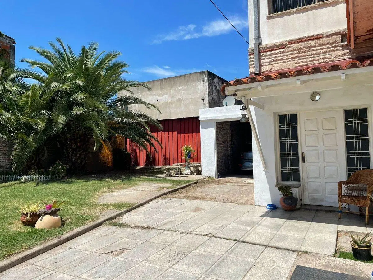 CASA 5 AMB CIUDAD JARDIN CON COCHERA 2