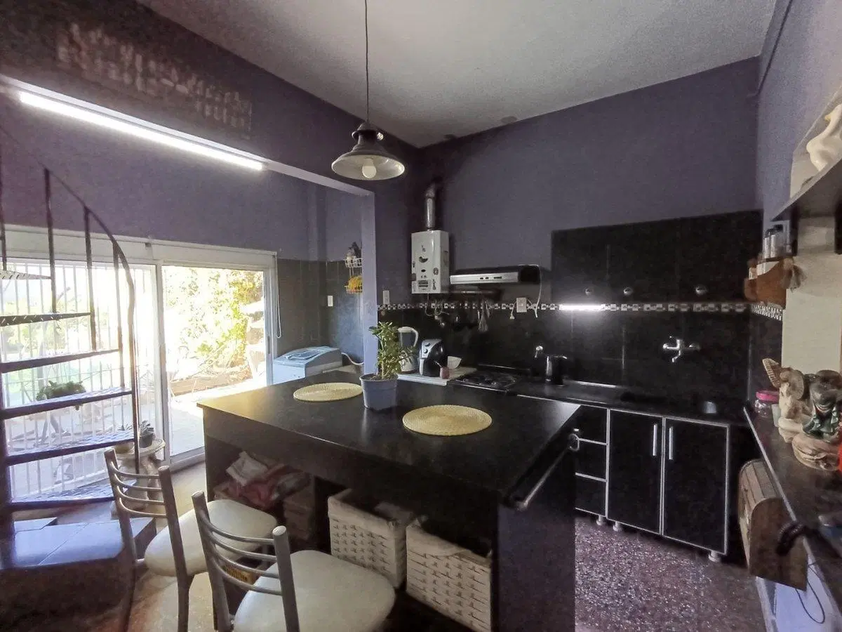 VENTA CASA MULTIFAMILIAR PISCINA  V. BALLESTER 3
