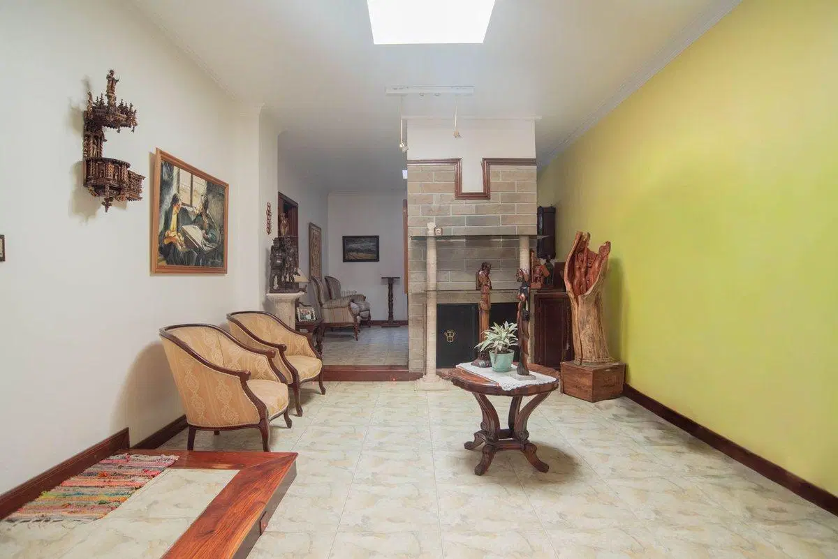VENTA CASA 5 AMBIENTES HURLINGHAM APTO CRÉDITO 2