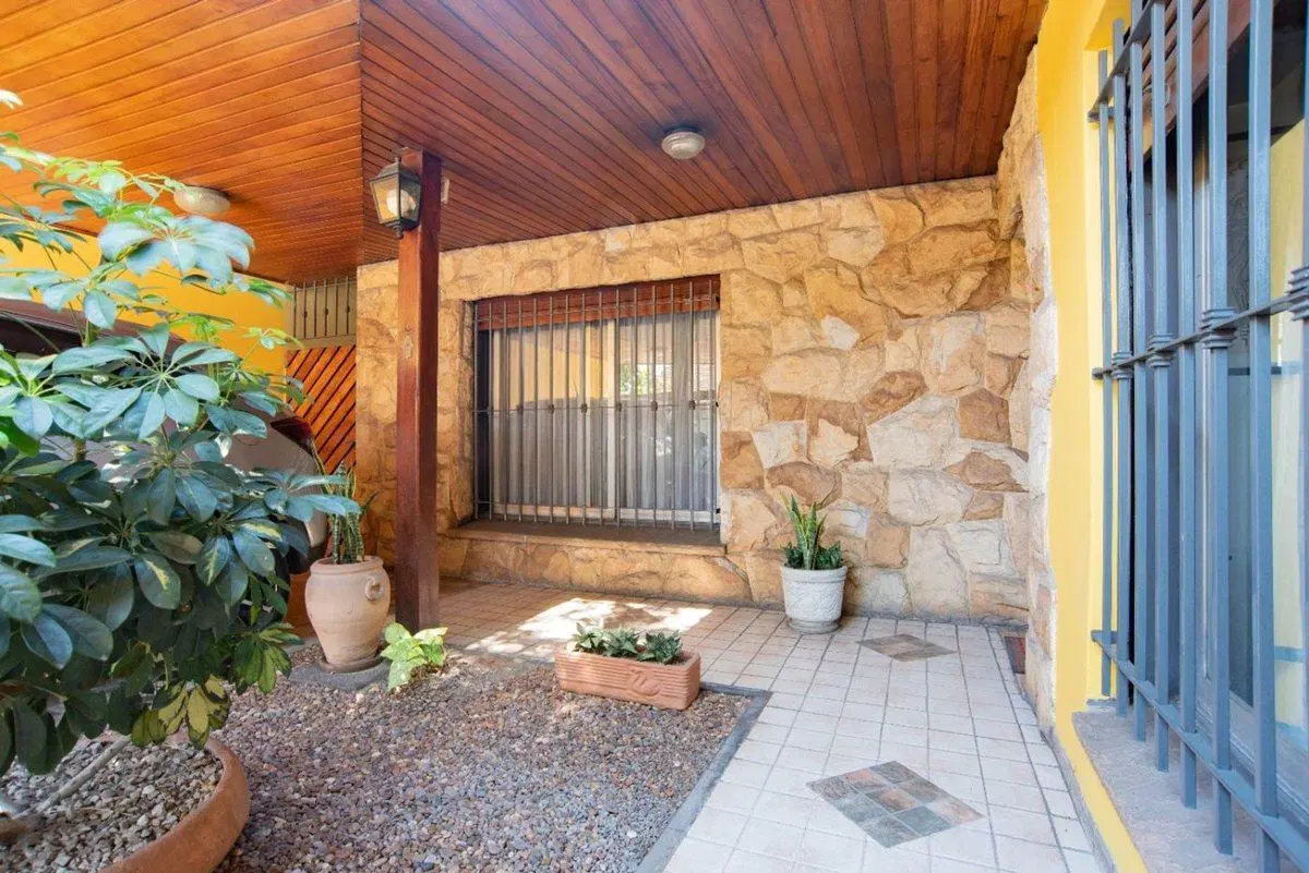 VENTA CASA 5 AMBIENTES HURLINGHAM APTO CRÉDITO 4