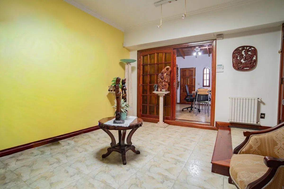 VENTA CASA 5 AMBIENTES HURLINGHAM APTO CRÉDITO 3