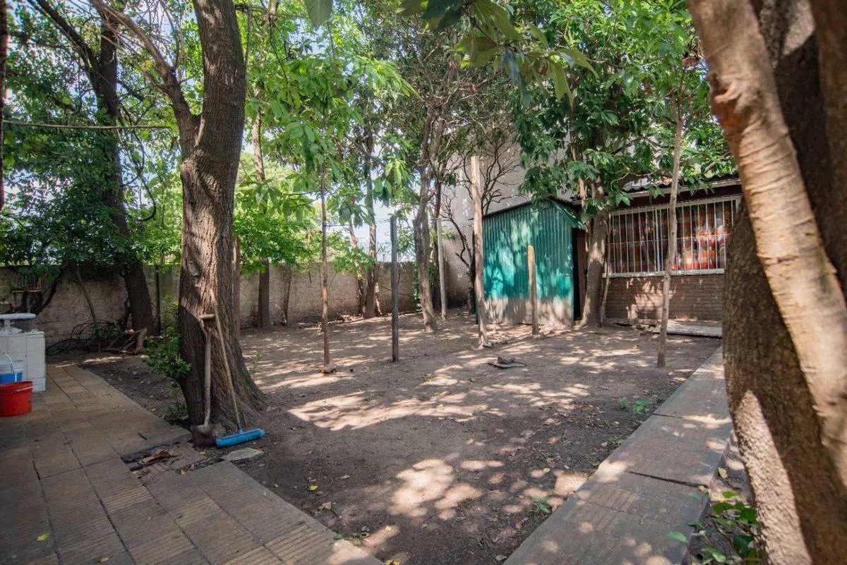 VENTA CASA 3 AMBIENTES HURLINGHAM ACEPTA PERMUTA 4