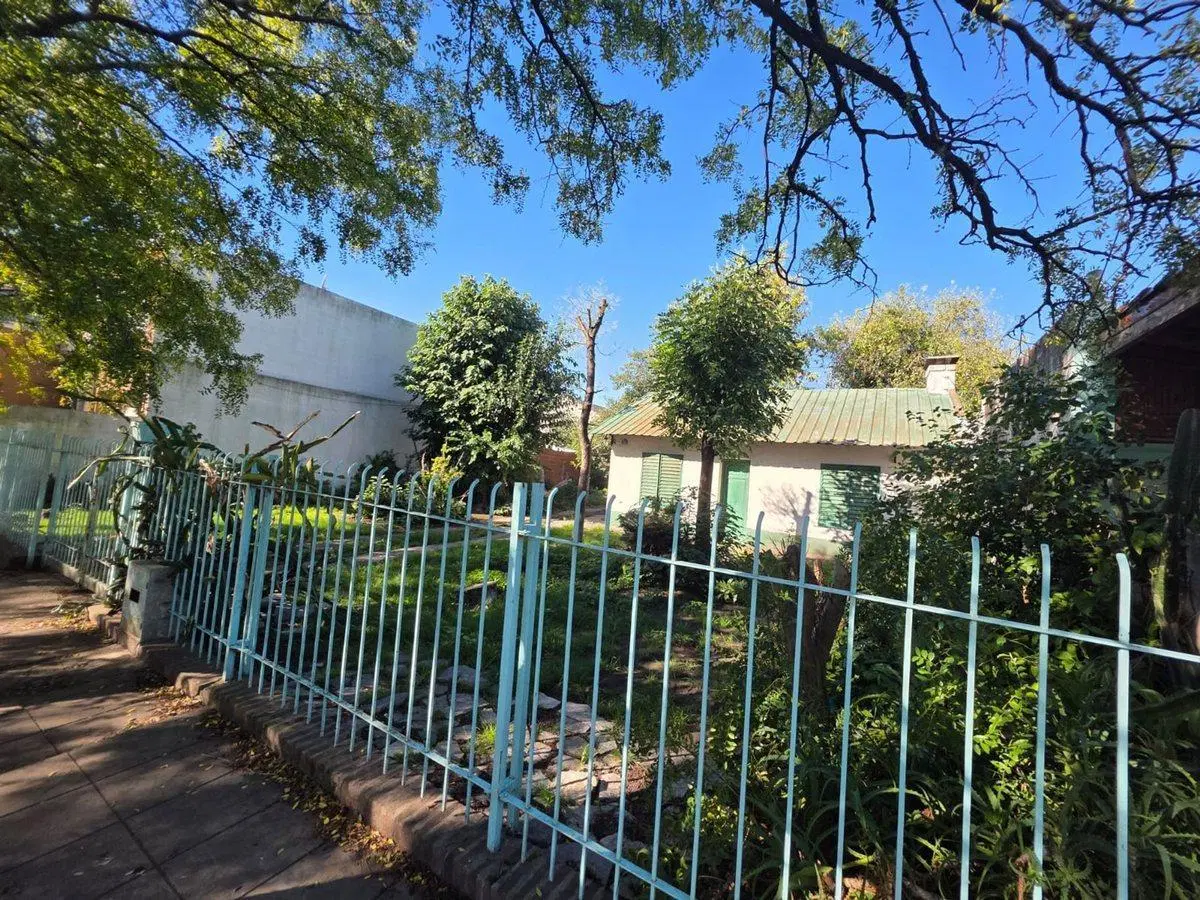 VENTA LOTE 700,m ITUZAINGO PERMUTA 5
