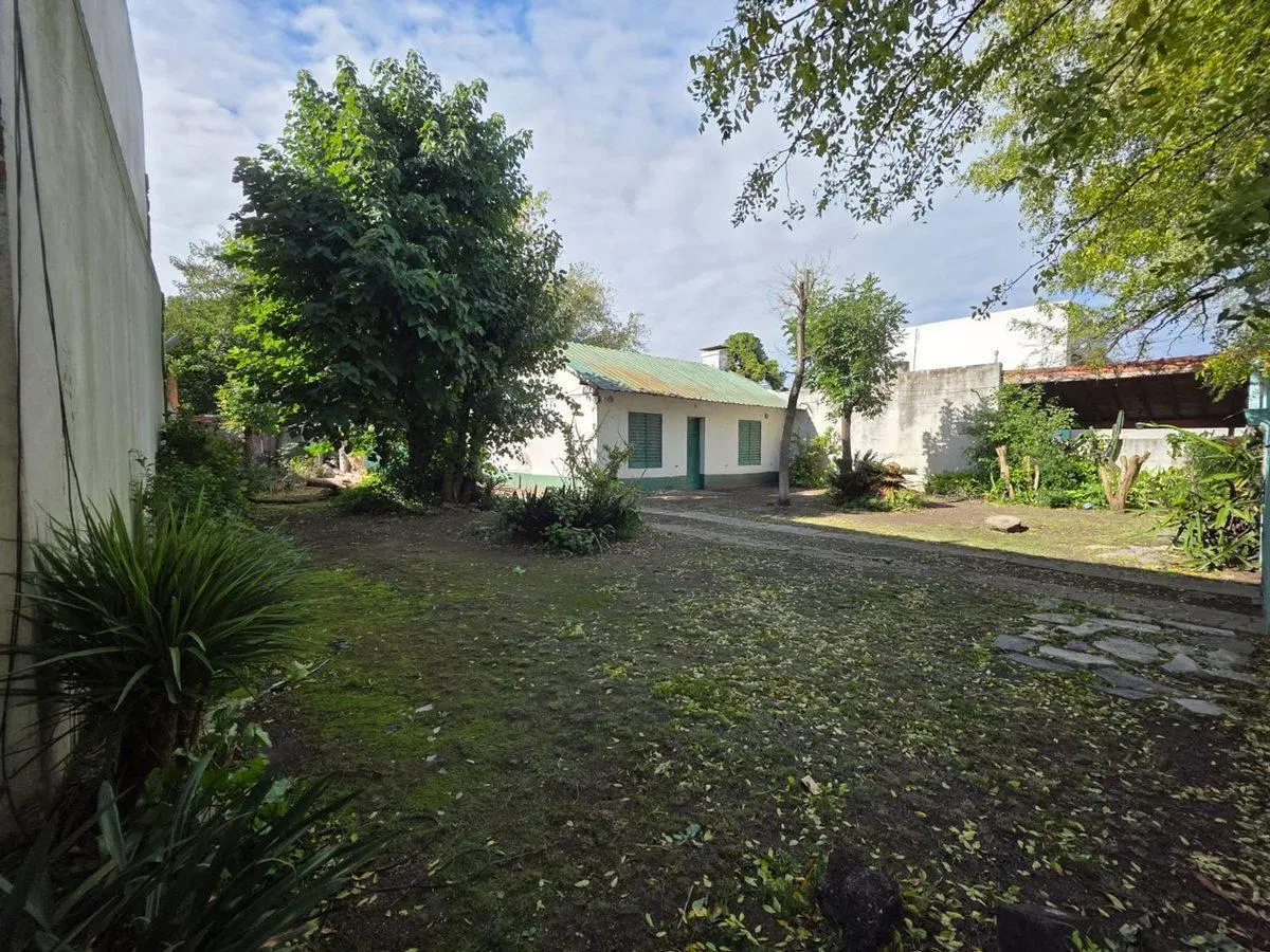VENTA LOTE 700,m ITUZAINGO PERMUTA 3