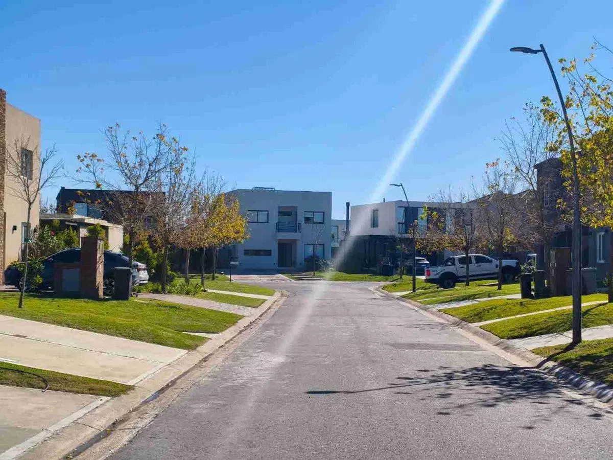 Venta Lote Premium en Puertos Araucarias Escobar 2
