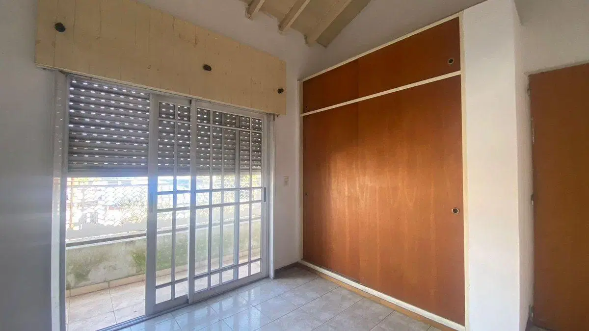 DEPARTAMENTO 2 AMB VENTA MORON APTO CREDITO PATIO 3