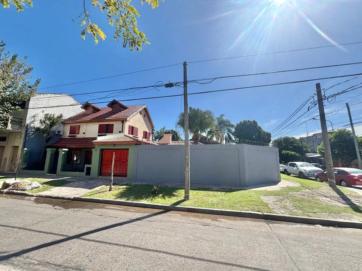 Chalet en venta en Loma Hermosa 3