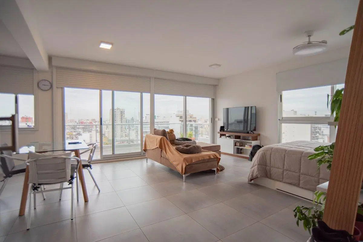 LUMINOSO LOFT CON BALCÓN TERRAZA Y COCHERA PROPIA 4