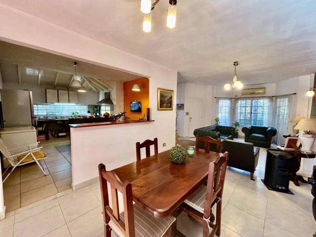 VENTA CASA 4 AMB HURLINGHAM COCHERA 3