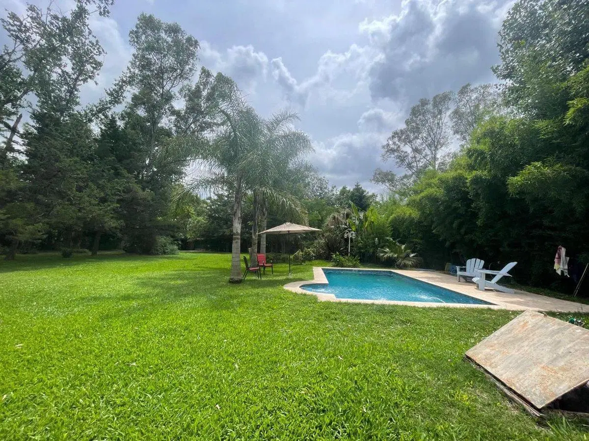 Venta de Quinta de 2700 Mts / apta Credito/ Permut 4
