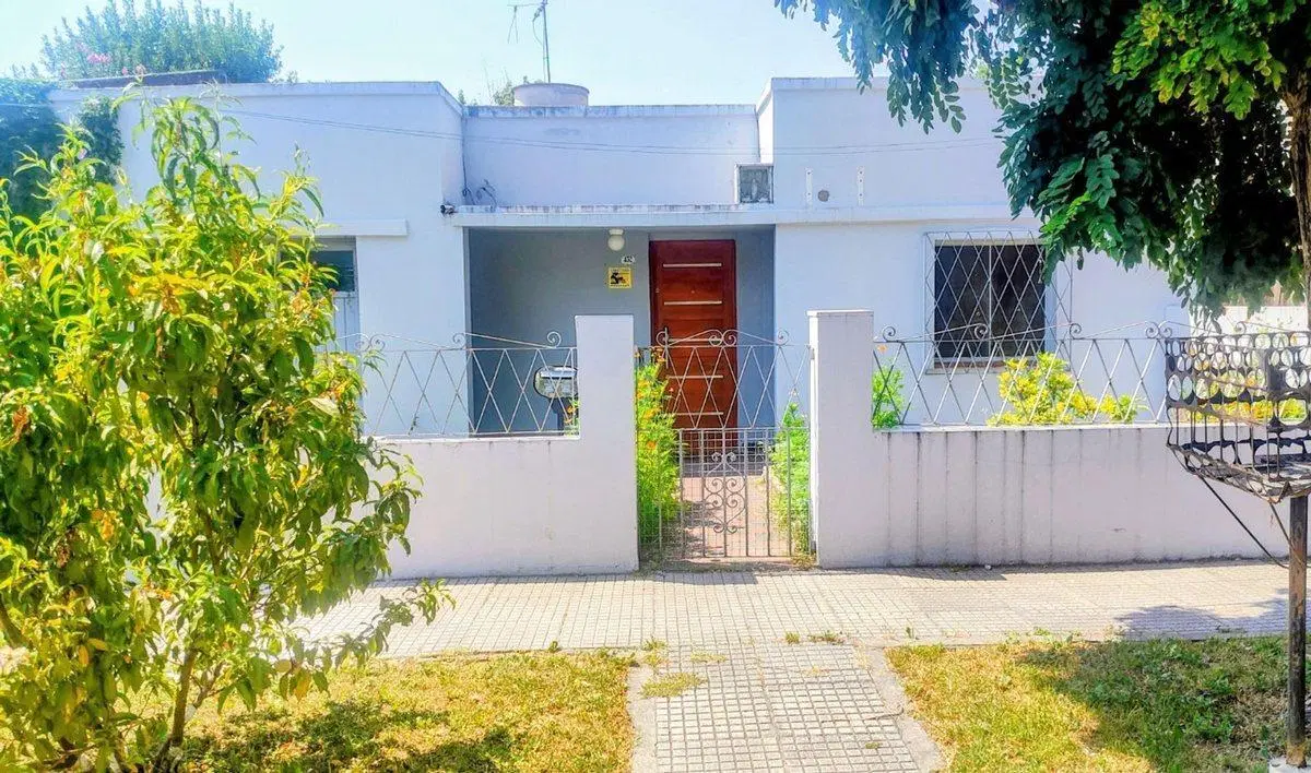 VENTA CASA 3AMB PARQUE PARRILLA HURLINGHAM PERMUTA 3