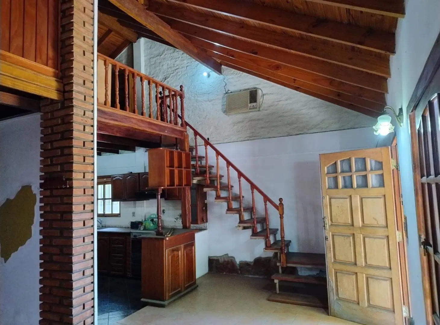 CASA EN VENTA 5 AMBIENTES VILLA LUZURIAGA 3