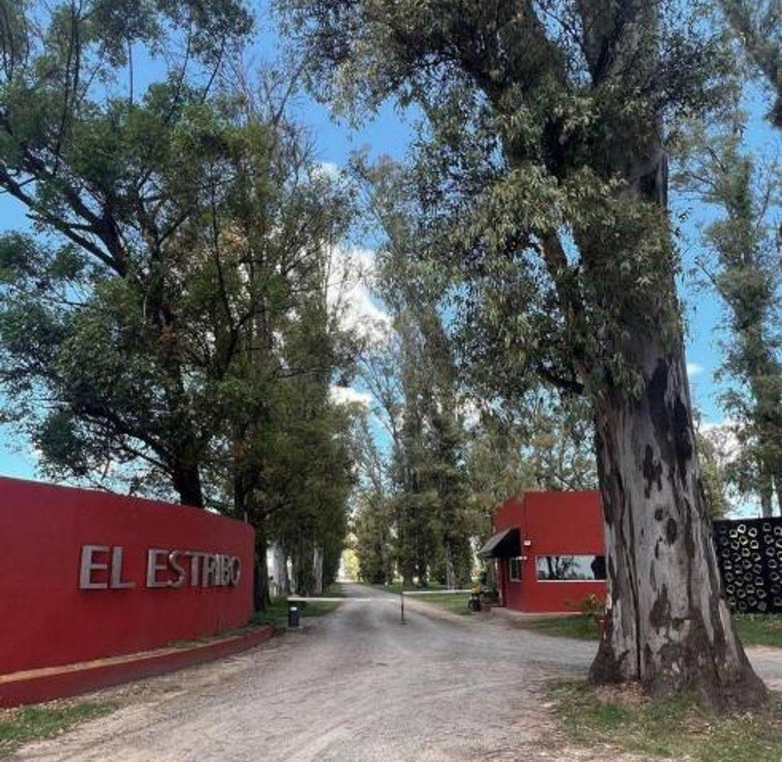 VENTA LOTE BARRIO TRES PINOS - BARRIO EL ESTRIBO
