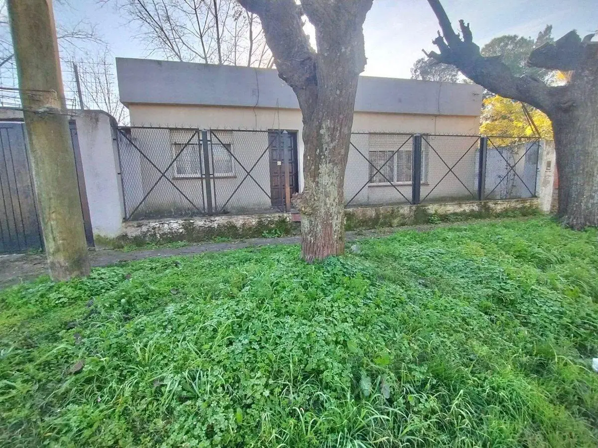 CASA EN VENTA GRAL. RODRIGUEZ 4