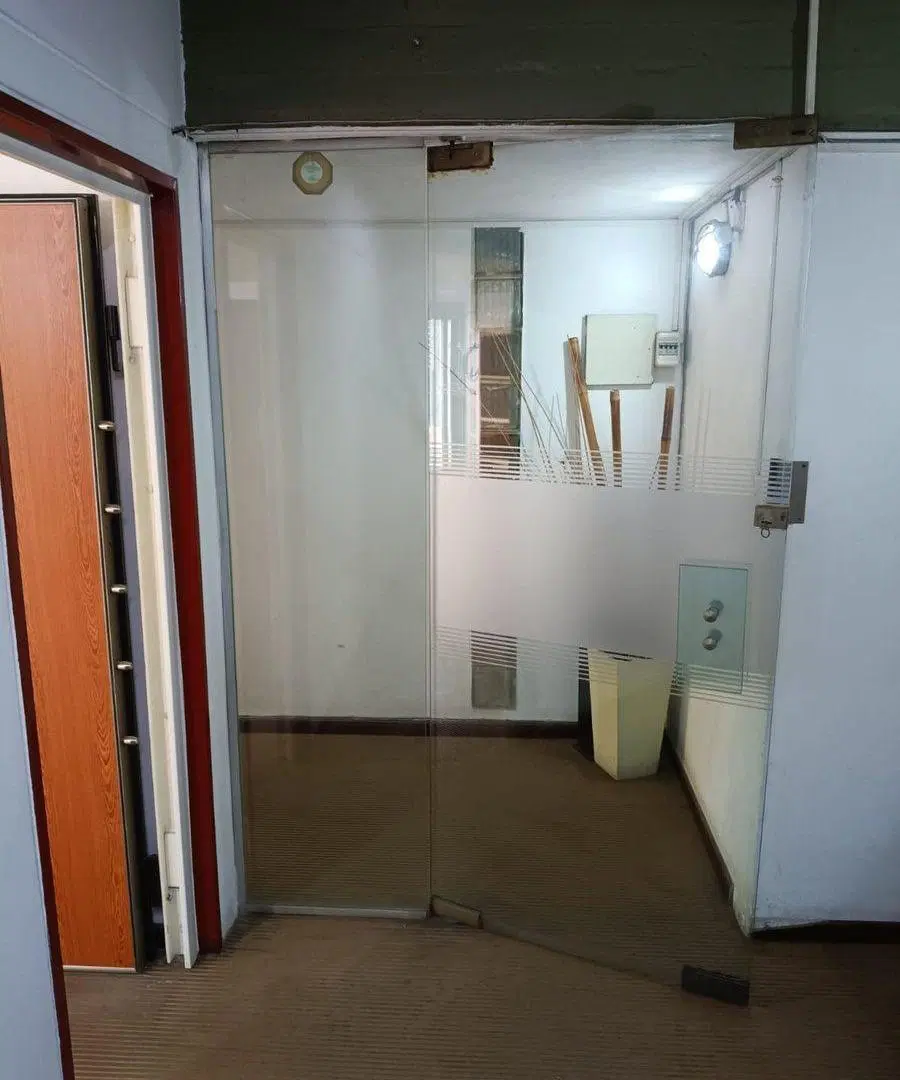 Oficina en Venta - Av. Roca al 900 - Hurlingham 4