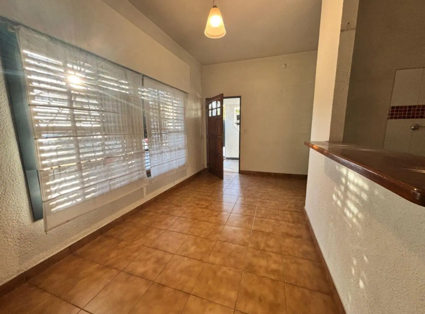 VENTA CASA 4 AMBIENTES VILLA SARMIENTO COCHERA 5