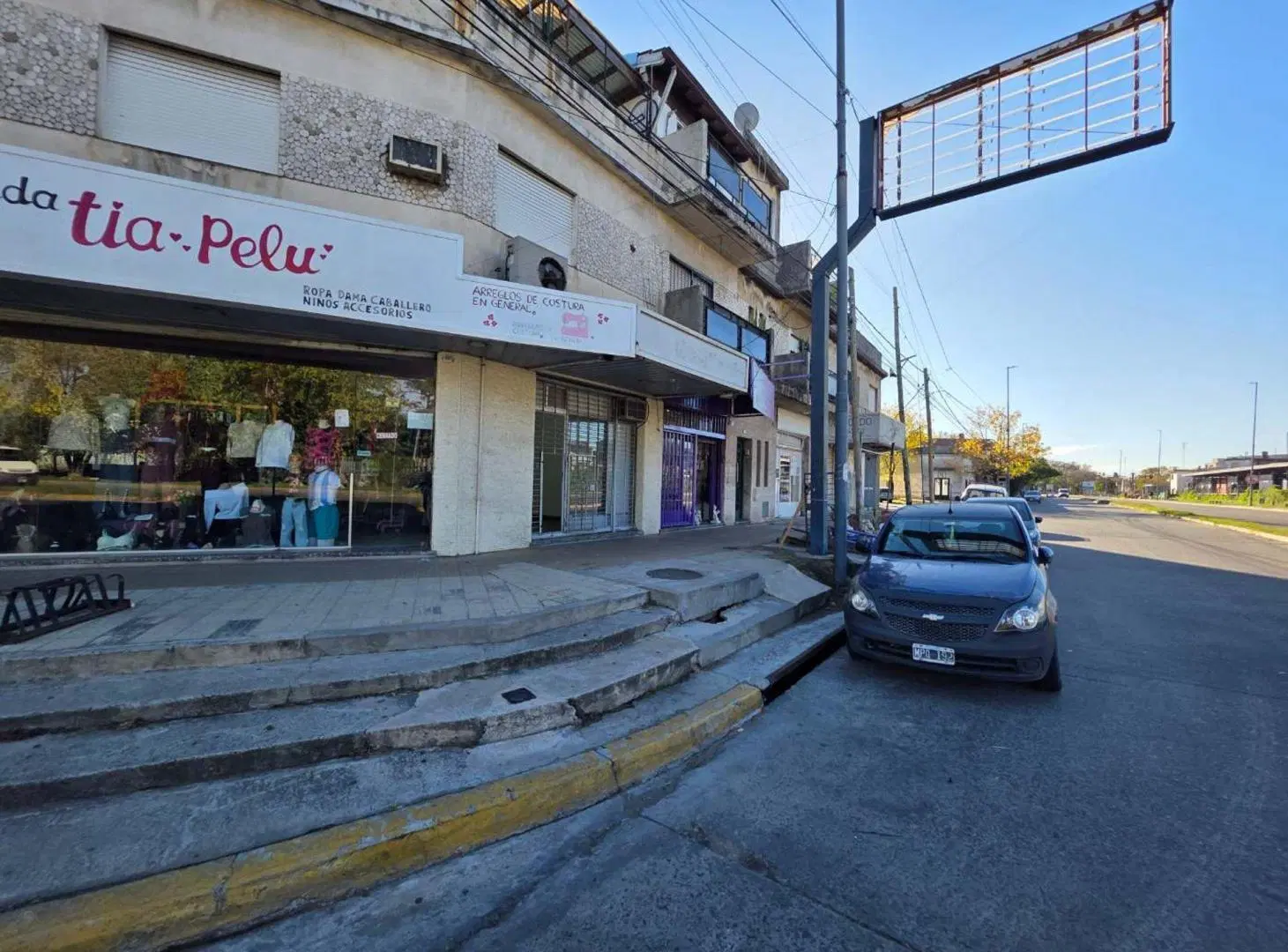 Local sobre Vergara 21 mts cuadrados Hurlingham 3