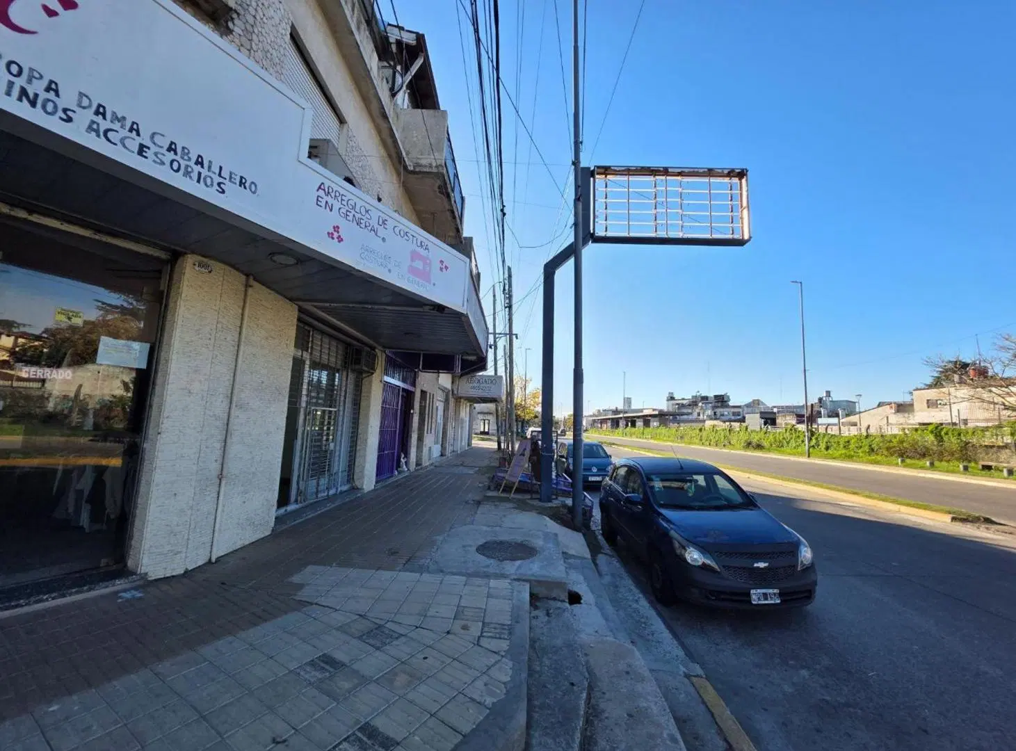 Local sobre Vergara 21 mts cuadrados Hurlingham 2