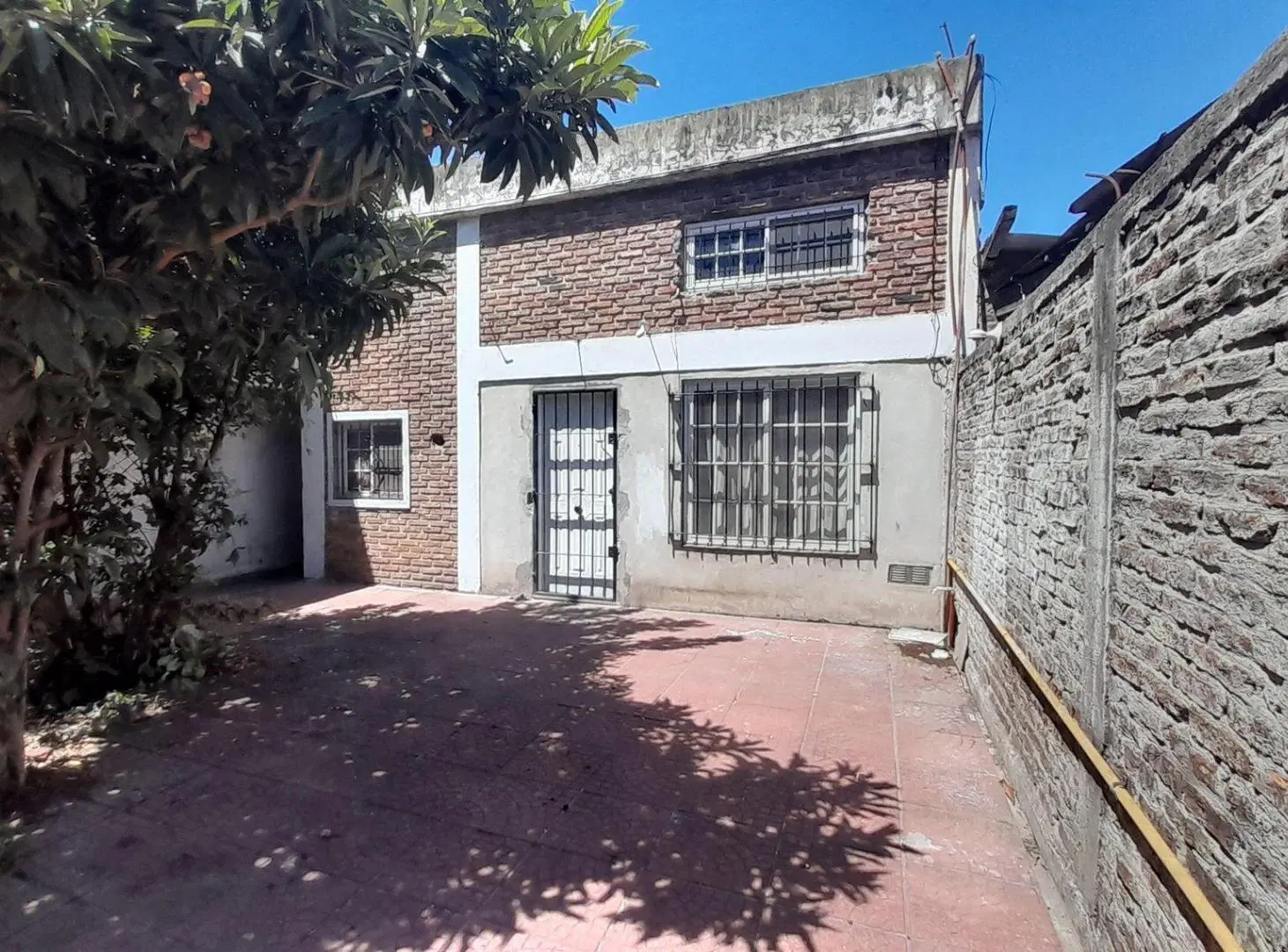 CASA  EN VENTA 3 AMBIENTES -EN VILLA TESEI 3