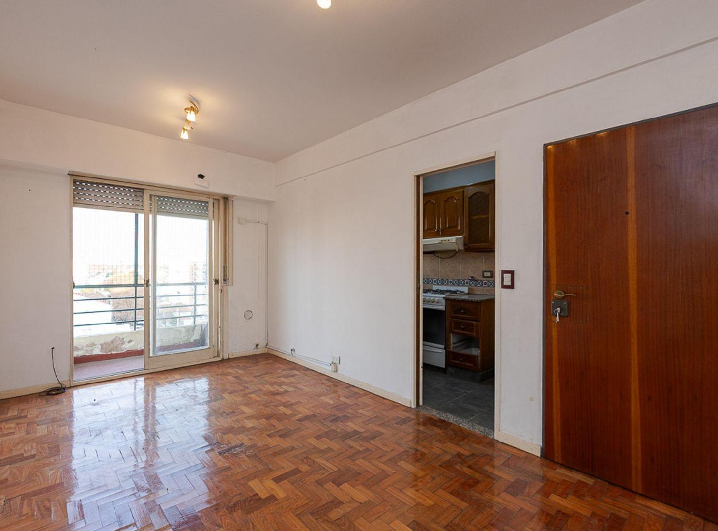VENTA DEPTO 2AMB BALCON OPORTUNIDAD CASEROS PERMUT