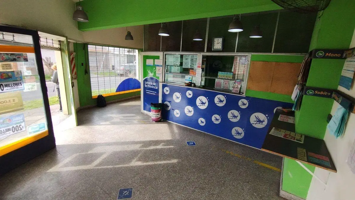 VENTA DE LOCAL EN ESQUINA VILLA TESEI NUEVO VALOR 5