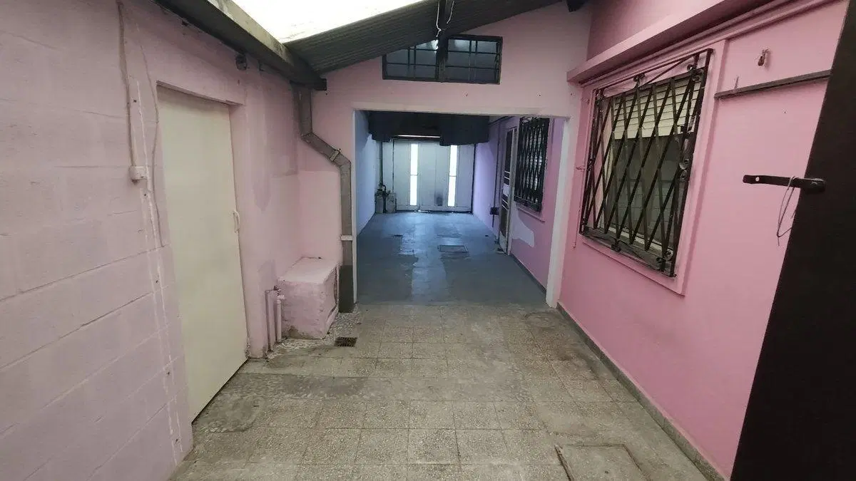 VENTA DE LOCAL EN ESQUINA VILLA TESEI NUEVO VALOR 4