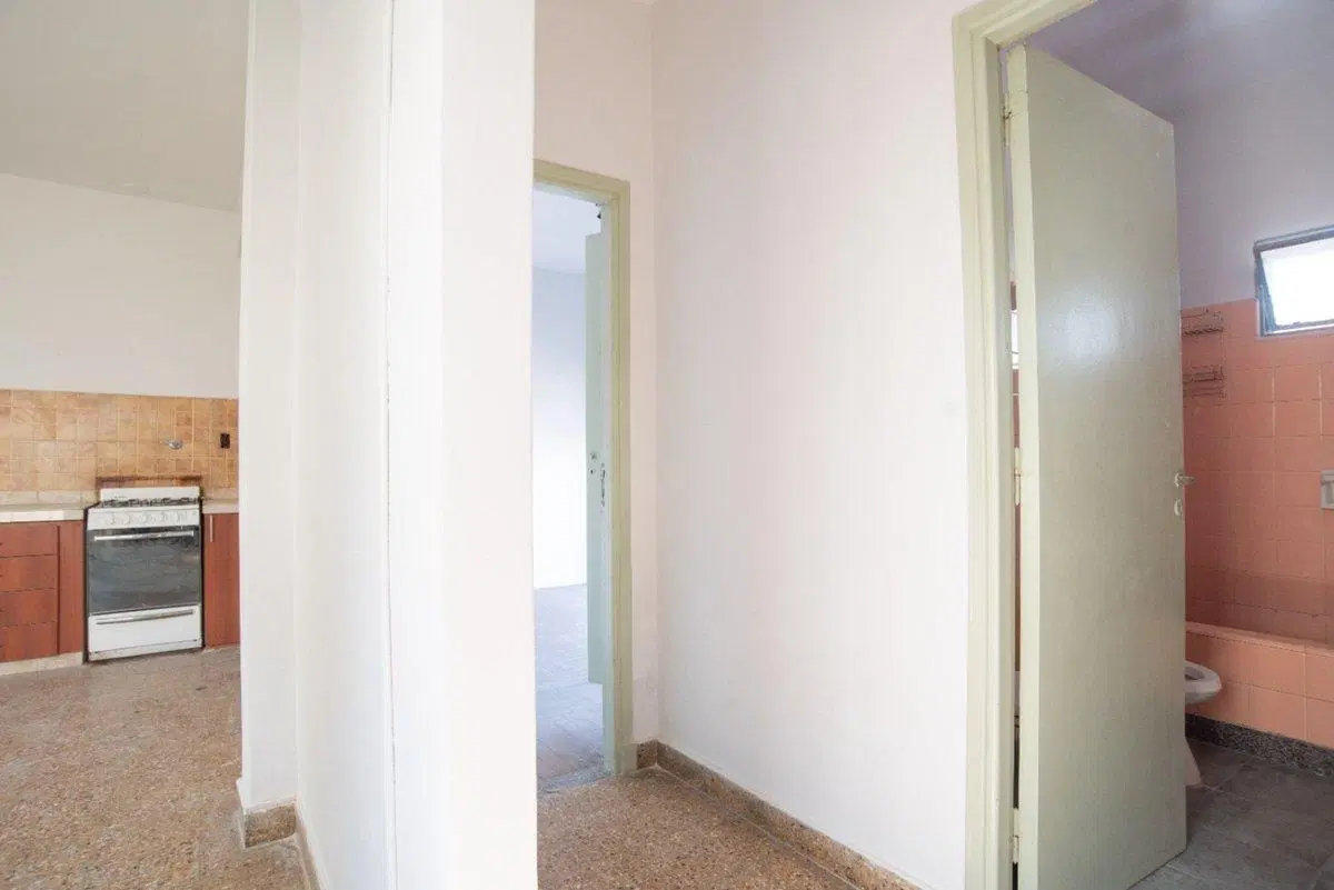 VENTA DEPARTAMENTO 3 AMBIENTES FRENTE SAN MARTÍN 5