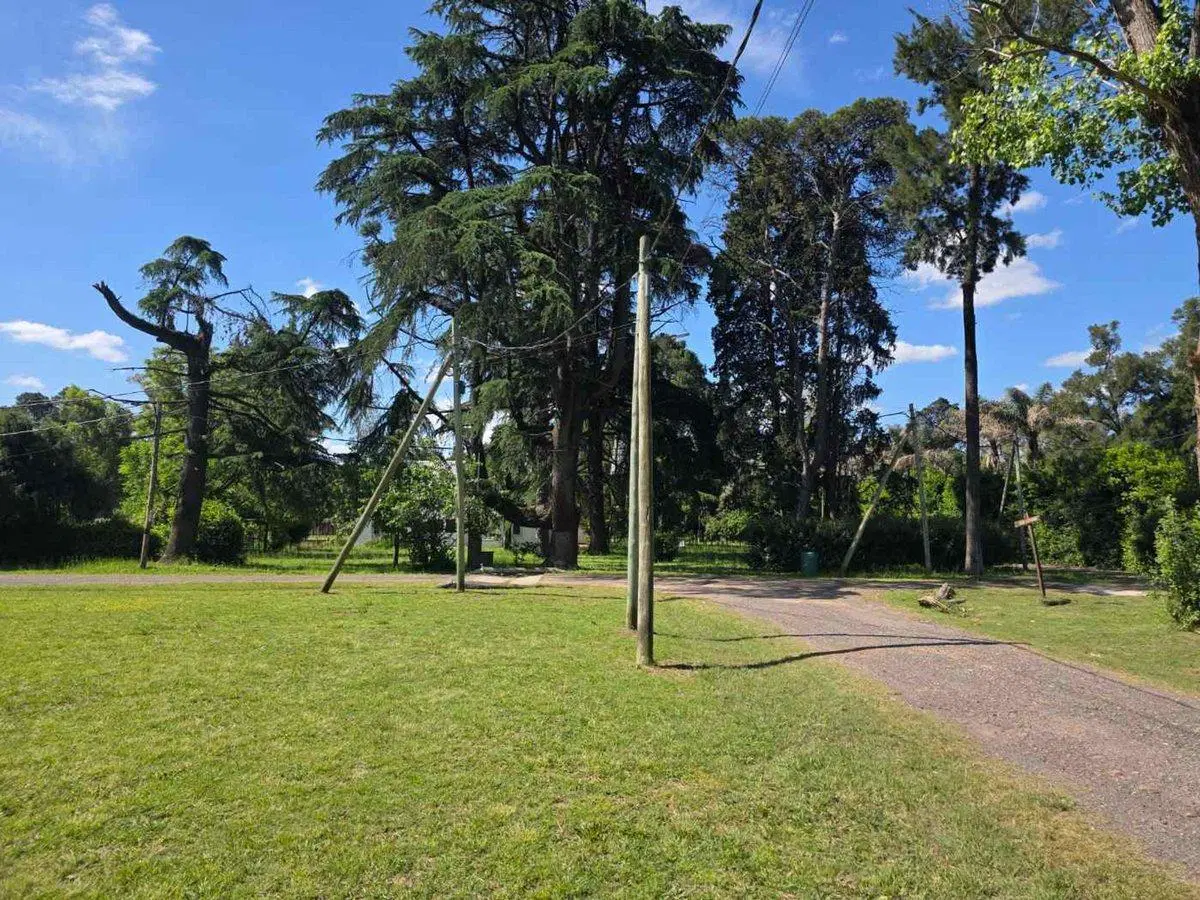 LOTE 710 MTS BARRIO SEMI CERRADO MORENO 5