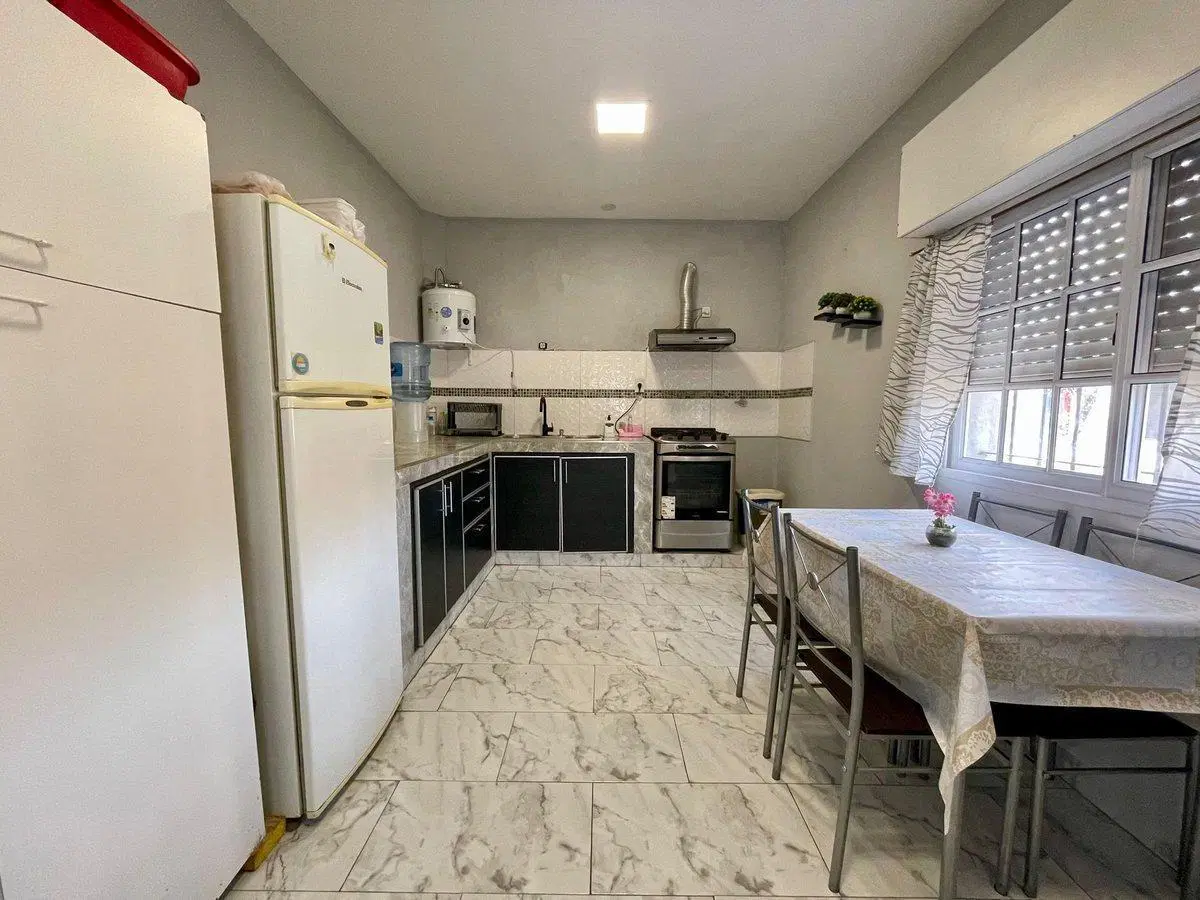 VENTA PH TIPO CASA 5AMB COCHERA HURLINGHAM PERMUTA 3