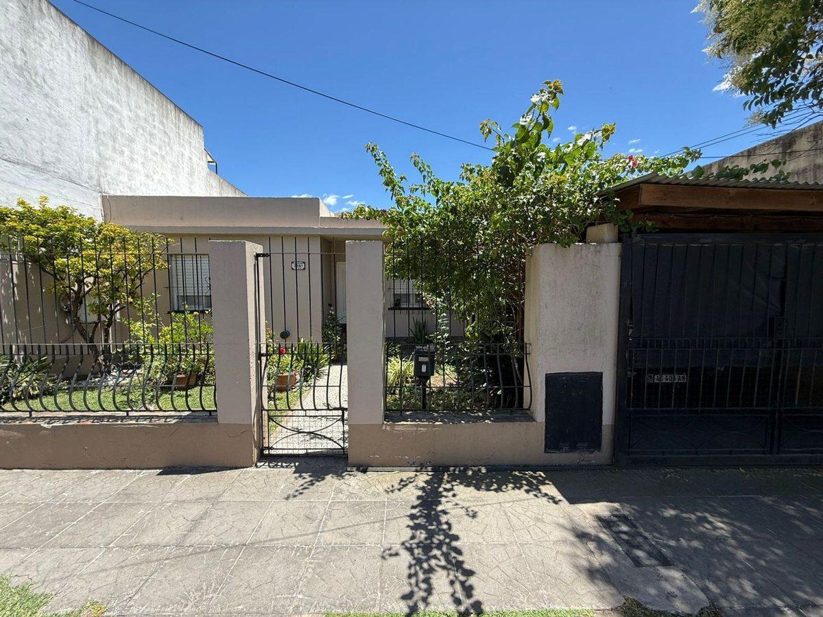 VENTA CASA 5 AMB VILLA TESEI