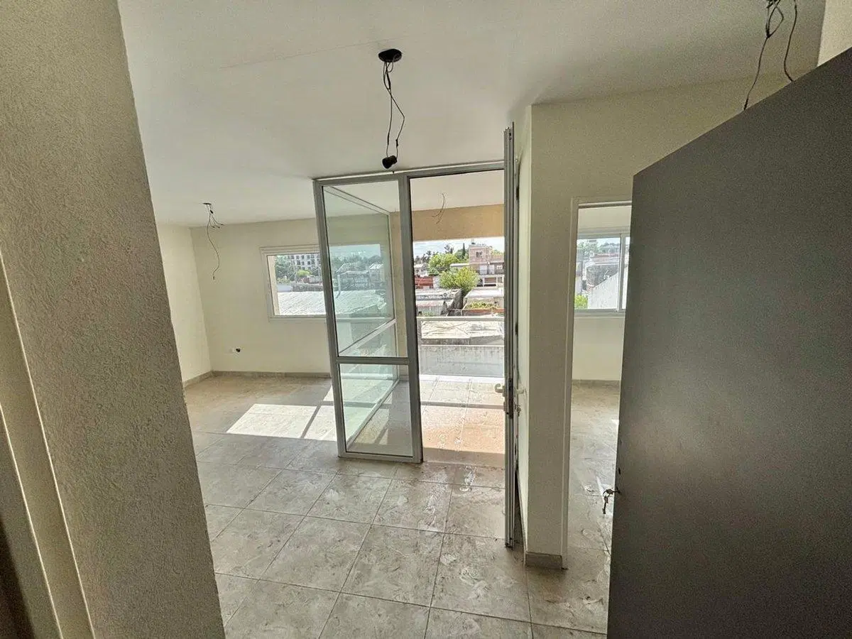 DEPARTAMENTO 2 AMBIENTES EN VENTA - HURLINGHAM 5