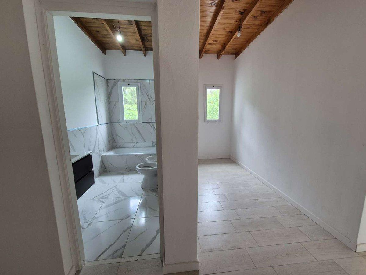 VENTA CASA EN POZO 3 AMB BARRIO CERRADO / PERMUTA