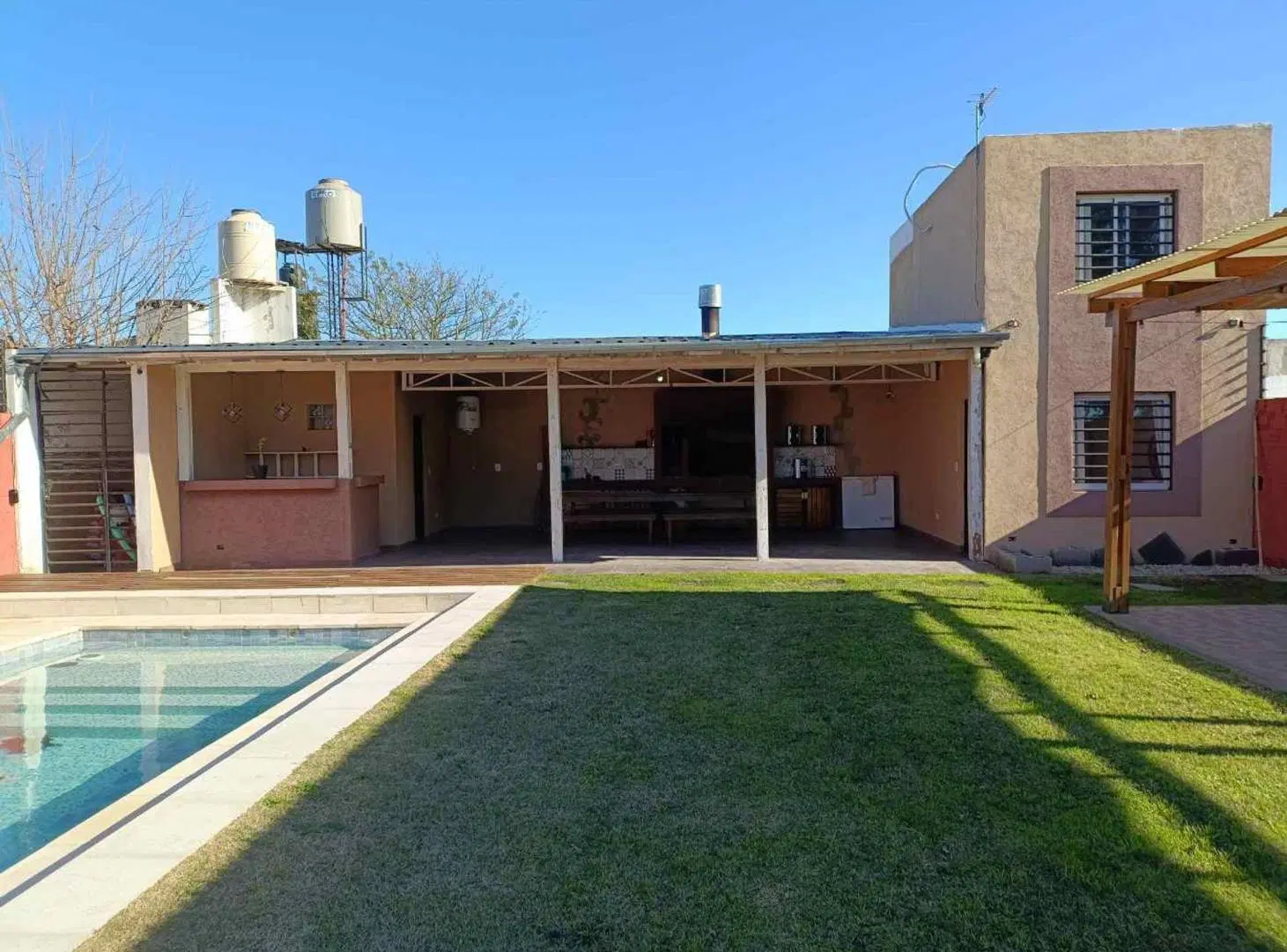 VENTA QUINTA QUINCHO PILETA 545 MTS DERQUI PILAR 2