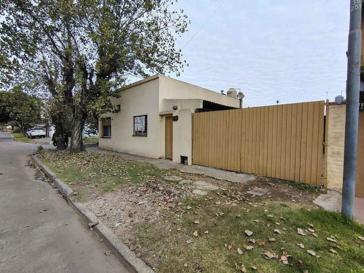 CASA 4 AMB EN LOTE PROPIO VILLA TESEI NUEVO VALOR 3