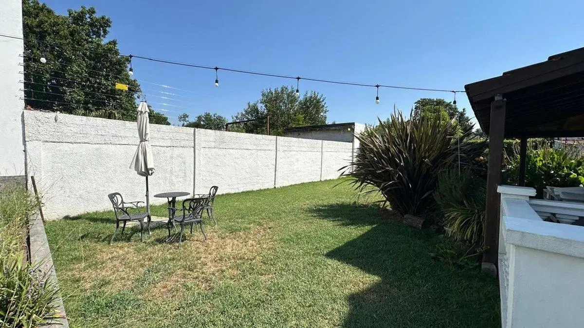 Venta casa 4amb Hurlingham 4