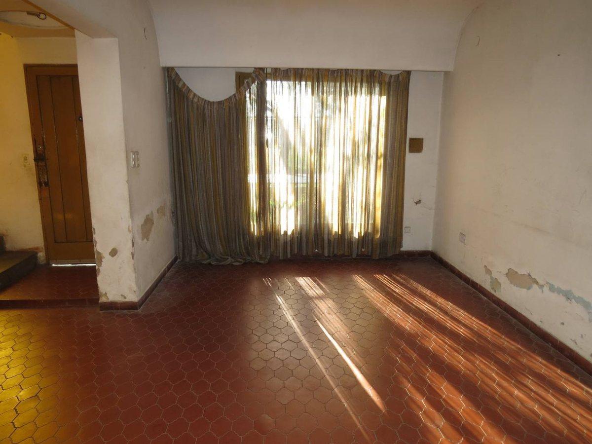 Foto de VENTA DE CASA + DEPARTAMENTO EN HURLINGHAM, imagen 5