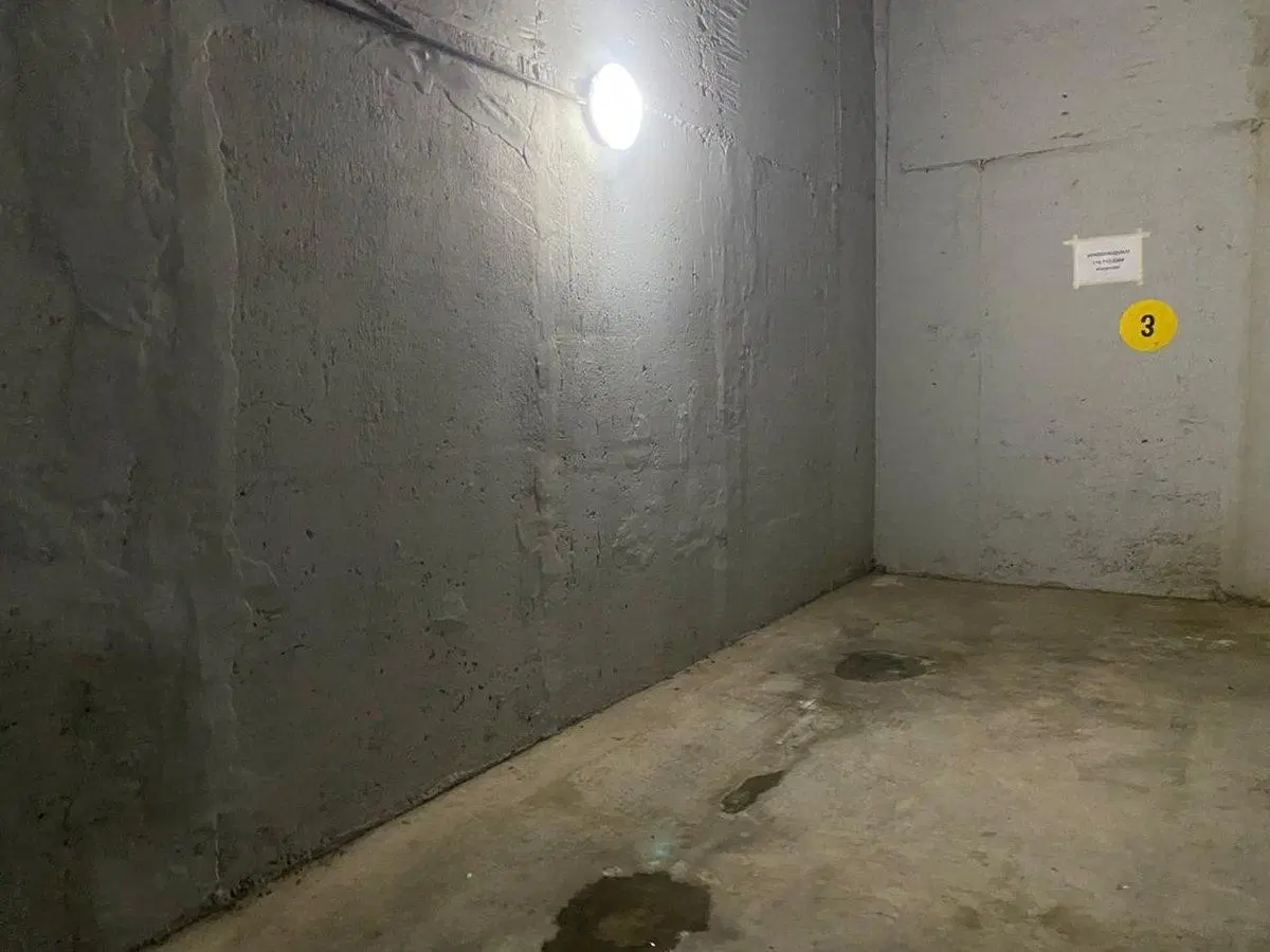 VENTA COCHERA CUBIERTA MORÓN CENTRO PERMUTA 5
