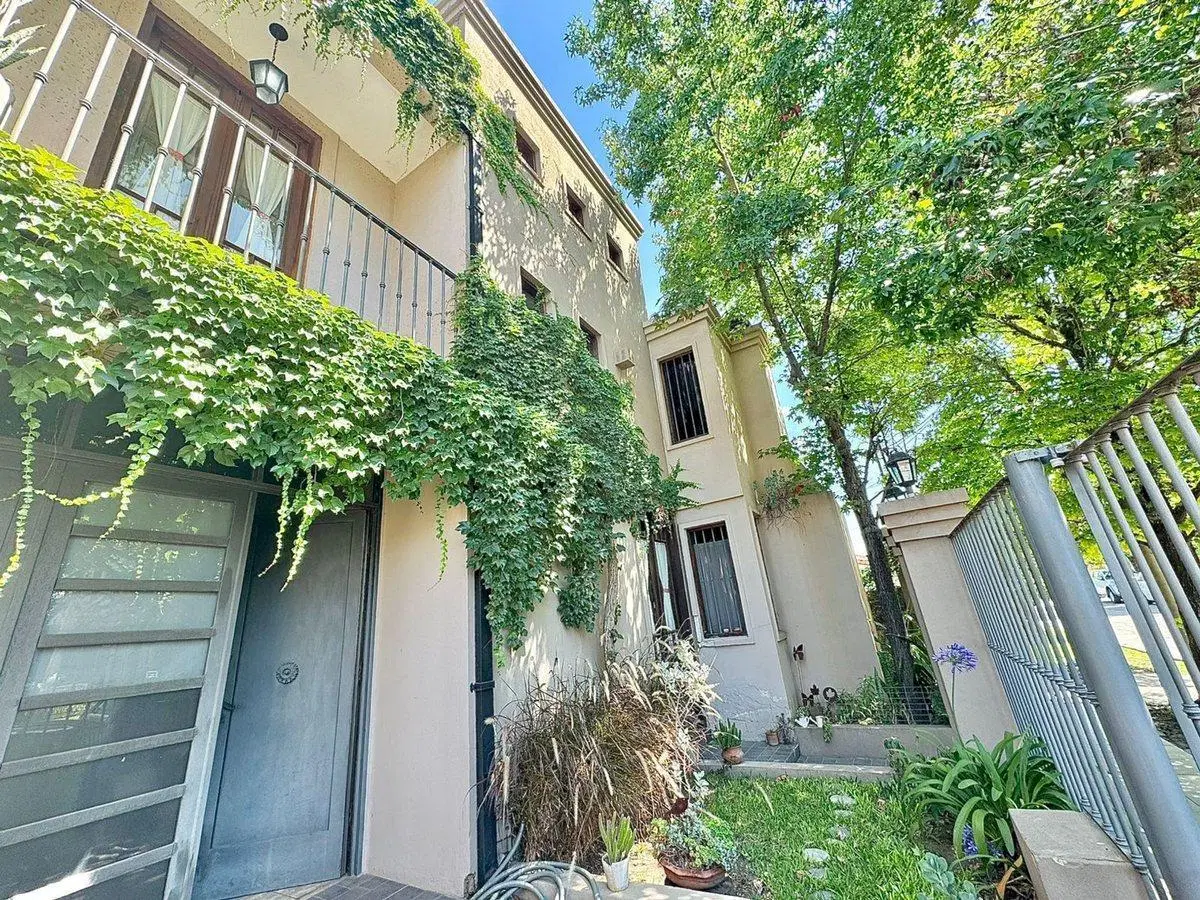 VENTA CASA APTO CRÉDITO ITUZAINGO 4 AMBIENTES 2