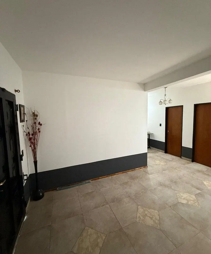 VENTA CASA + DTO PILETA PASO DEL REY MORENO 3