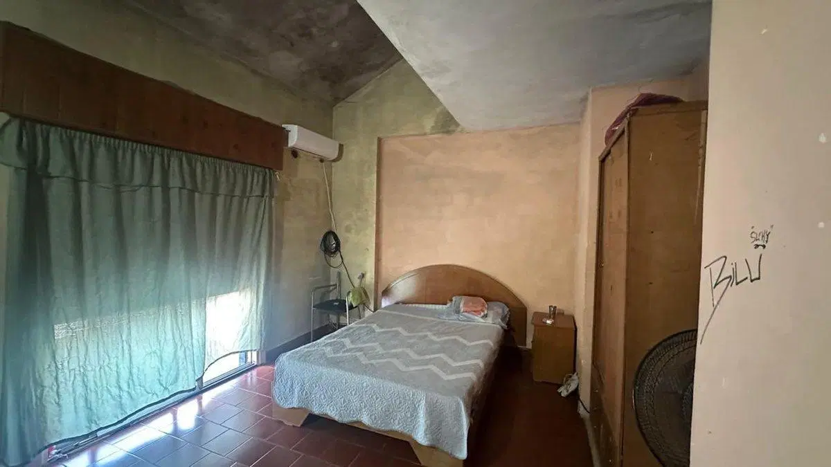 Venta casa 6amb Hurlingham 8