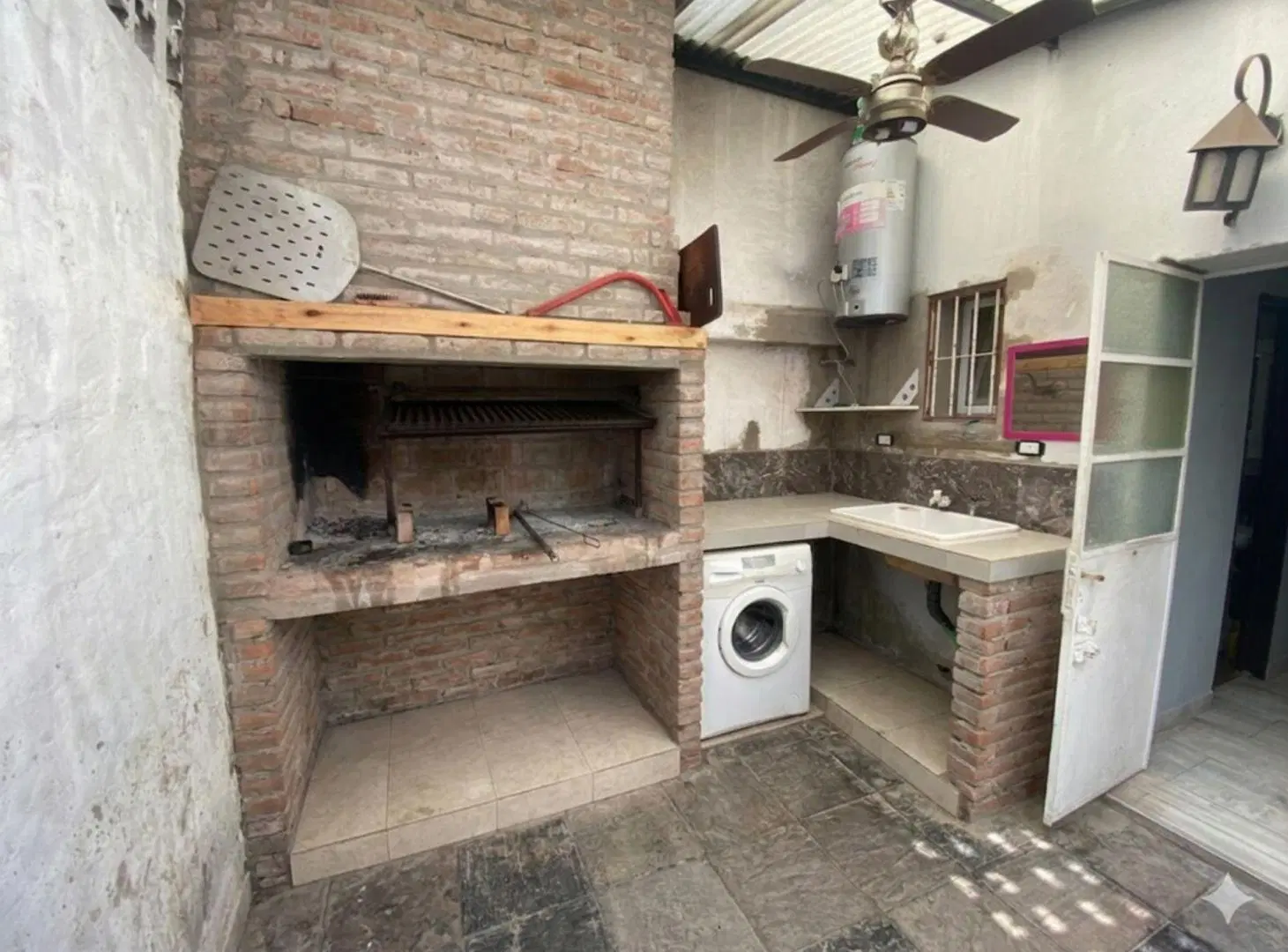 VENCA CASA 3 AMB - PARQUE QUIRNO 8