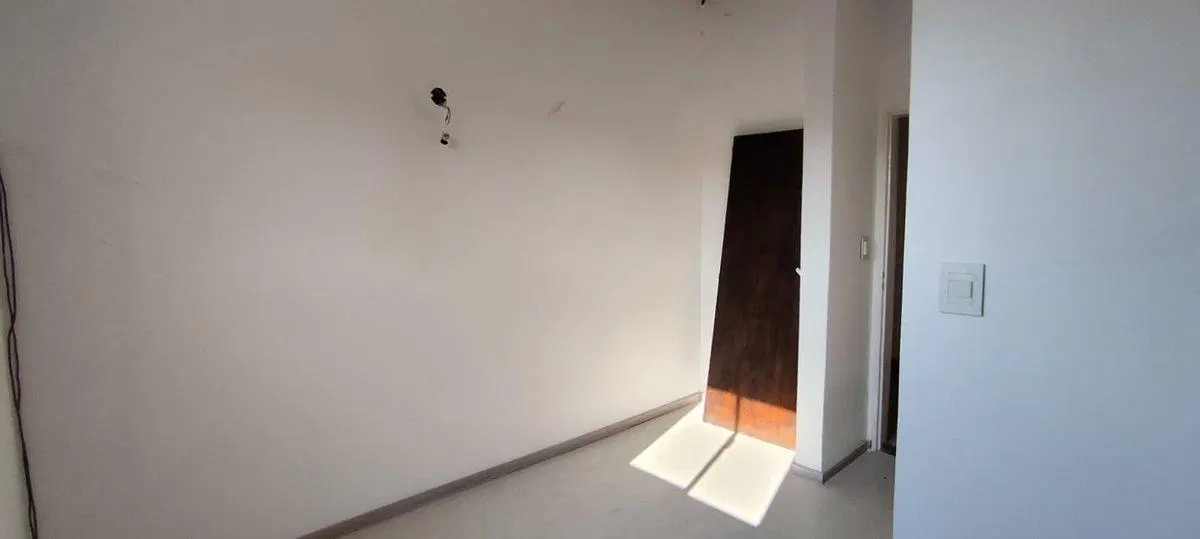 VENTA PH / DÚPLEX 3 AMB  APTO CRÉDITO - HURLINGHAM 5