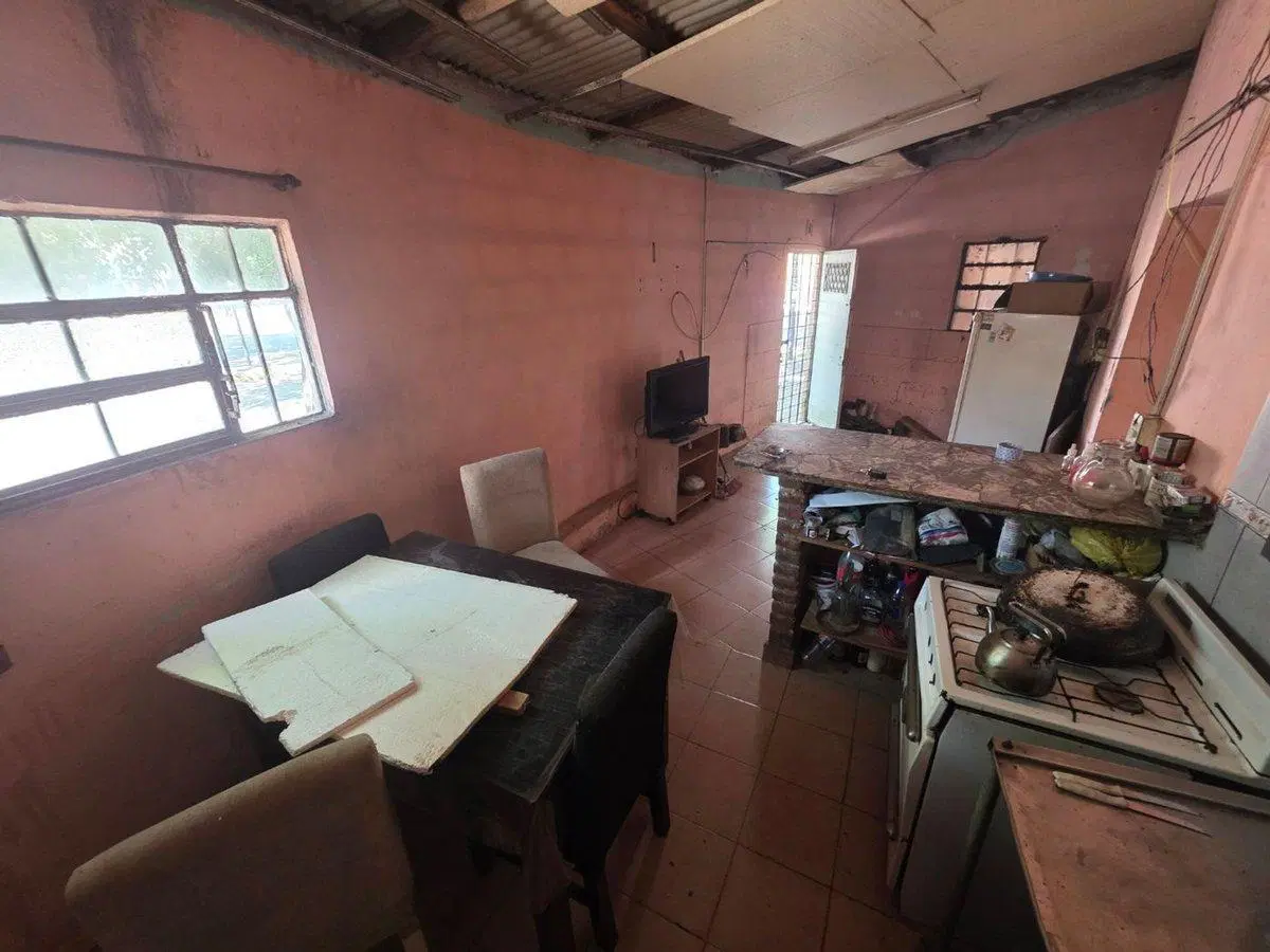 LOTE EN VENTA EN POMPEYA CABA 247 Mts 3